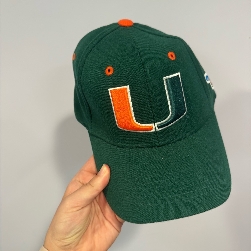 University of‎ Miami hurricanes 2008 college World Series hat
